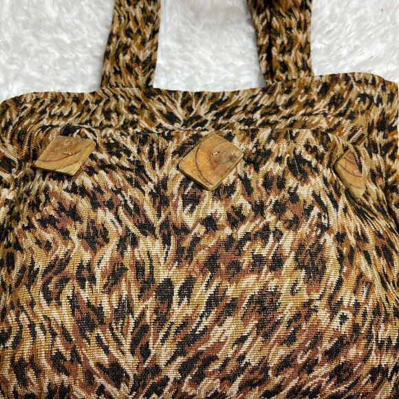 Evangeline ministry handcrafted cloth shoulder bag leopard prints wooden buttons - Picture 9 of 12
